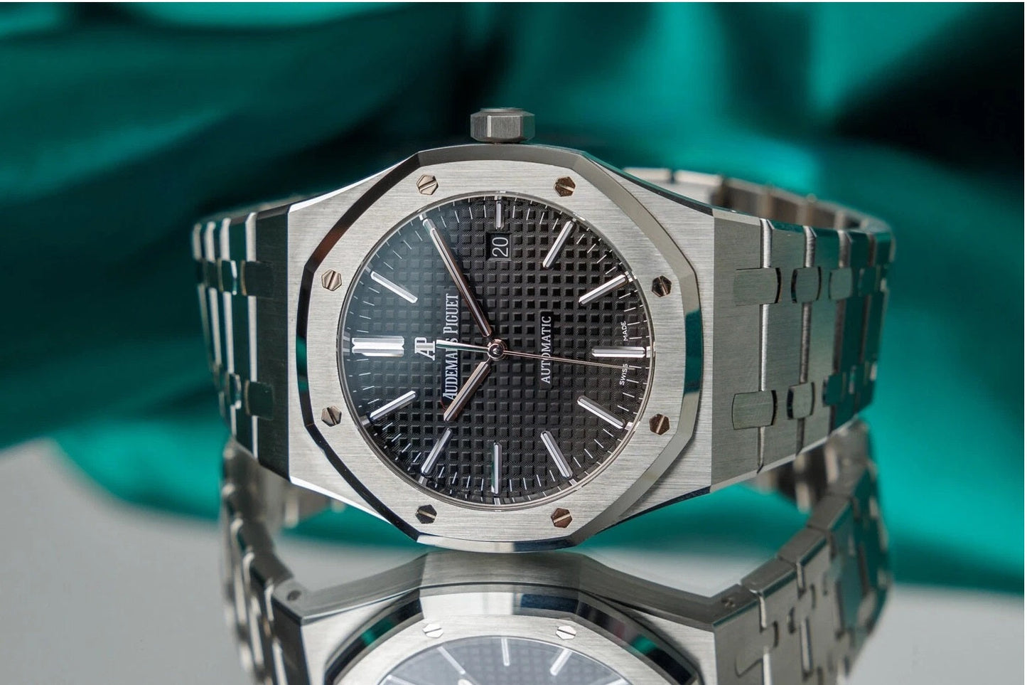 Front view of an Audemars Piguet Royal Oak selfwinding watch with octagonal bezel and dial.